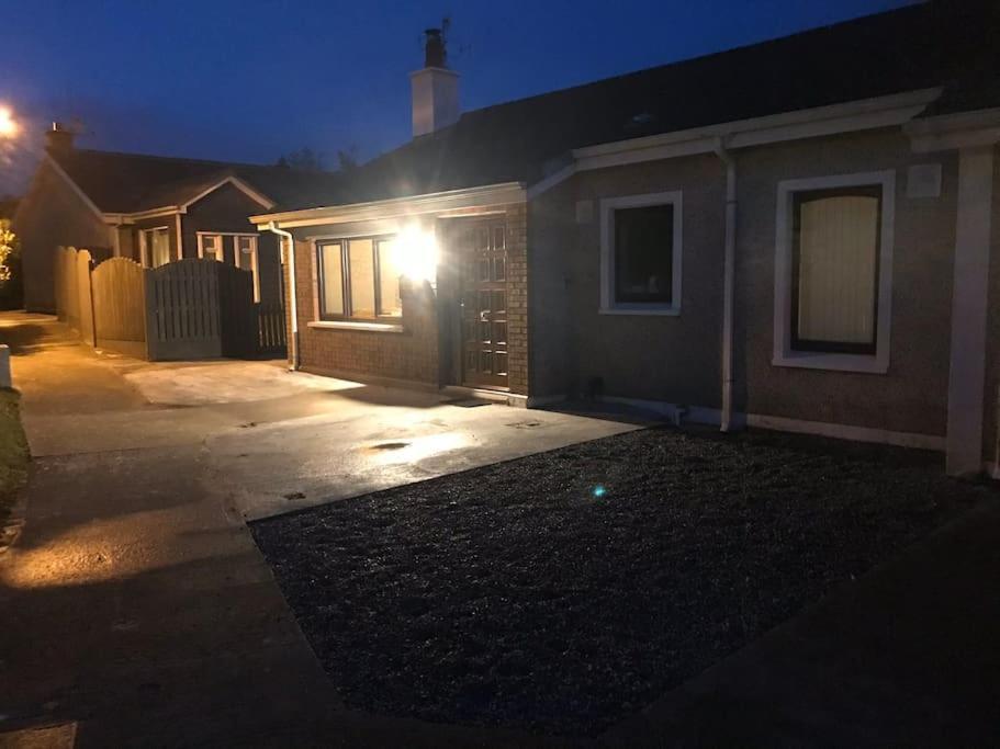 Harmony House Enclosed Property Near Beach And Lake トラモア エクステリア 写真
